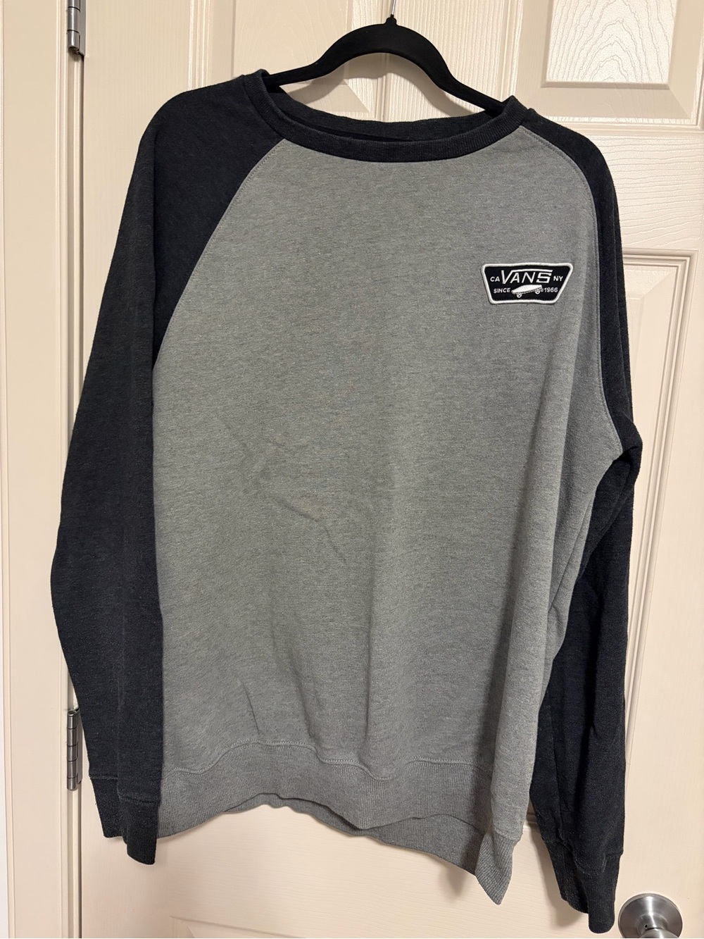 🐢 VANS - XL Crewneck Sweater